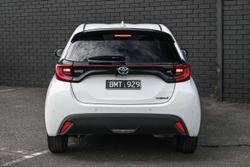 2020 Toyota Yaris ZR Hybrid