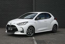 2020 Toyota Yaris ZR Hybrid