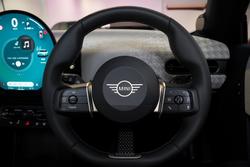 2025 MINI Cooper S Favoured