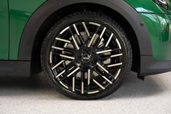 2025 MINI Cooper S Favoured