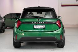 2025 MINI Cooper S Favoured