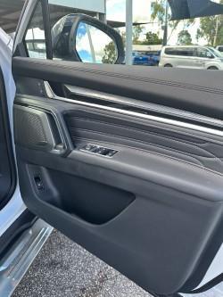 2026 LDV D90 Executive SV9A MY25 4X4 Dual Range Natural White