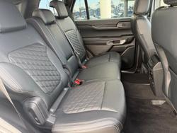 2025 Ford Everest Platinum