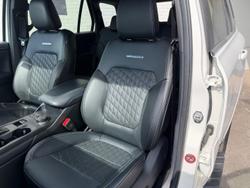 2025 Ford Everest Platinum