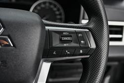 2023 Mitsubishi Outlander ES