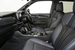 2025 Isuzu MU-X LS-T