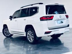 2021 Toyota Landcruiser Sahara ZX FJA300R 4X4 Dual Range