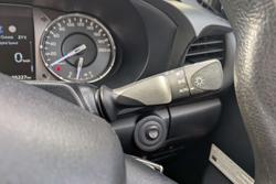 2020 Toyota Hilux SR