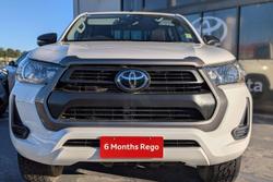 2020 Toyota Hilux SR