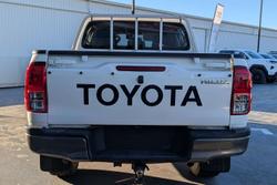 2020 Toyota Hilux SR