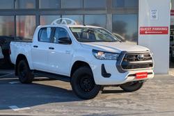2020 Toyota Hilux SR