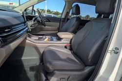 2025 Kia Carnival GT-Line HEV