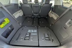 2025 Kia Carnival GT-Line HEV