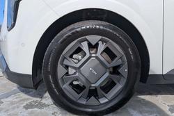 2025 Kia Carnival GT-Line HEV