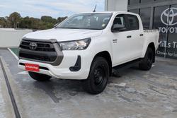 2020 Toyota Hilux SR