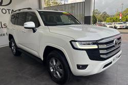 2024 Toyota Landcruiser VX