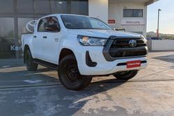 2022 Toyota Hilux SR