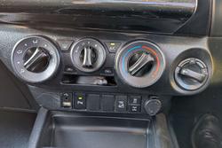 2022 Toyota Hilux SR