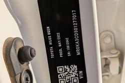 2022 Toyota Hilux SR