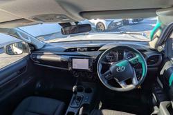 2020 Toyota Hilux SR