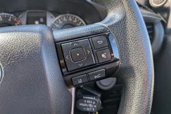 2022 Toyota Hilux SR