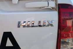 2022 Toyota Hilux SR