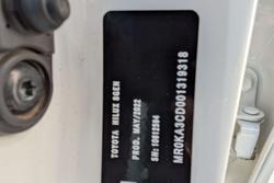 2022 Toyota Hilux SR