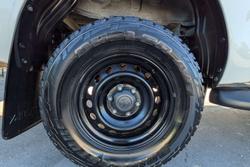 2017 Toyota Hilux SR