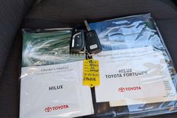 2017 Toyota Hilux SR