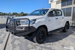 2017 Toyota Hilux SR