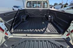 2017 Toyota Hilux SR