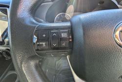 2017 Toyota Hilux SR