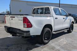 2017 Toyota Hilux SR