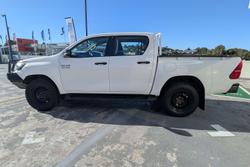 2017 Toyota Hilux SR