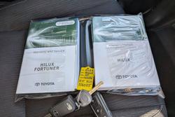 2023 Toyota Hilux SR