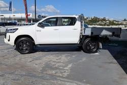 2023 Toyota Hilux SR