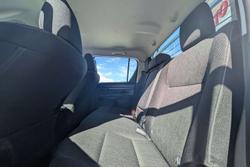 2023 Toyota Hilux SR