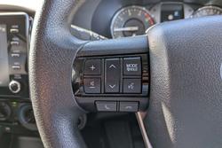 2023 Toyota Hilux SR