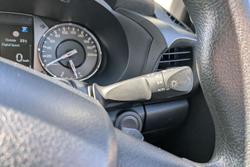 2023 Toyota Hilux SR