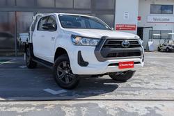 2023 Toyota Hilux SR