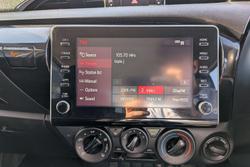 2021 Toyota Hilux SR