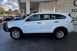 2021 Isuzu MU-X LS-M