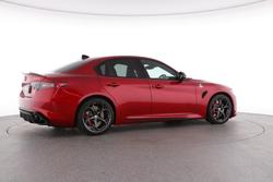2024 Alfa Romeo Giulia Quadrifoglio