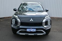 2025 Mitsubishi Outlander LS