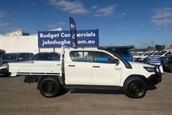2022 Toyota Hilux SR