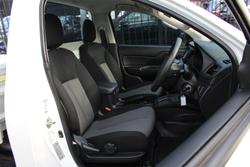 2018 Mitsubishi Triton GLX MR MY19 4x2 White