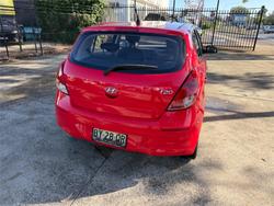 2014 HYUNDAI i20 ELITE PB MY14 Red