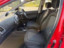 2014 HYUNDAI i20 ELITE PB MY14 Red