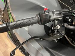 2021 Kawasaki NINJA ZX-14R BATTLE GRAY
