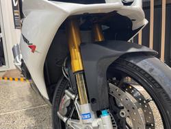 2013 Aprilia RSV4 R WHITE